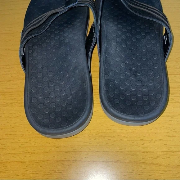 Vionic Sandals - Picture 4 of 7